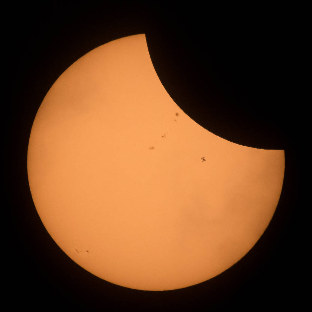 eclipse partielle ISS